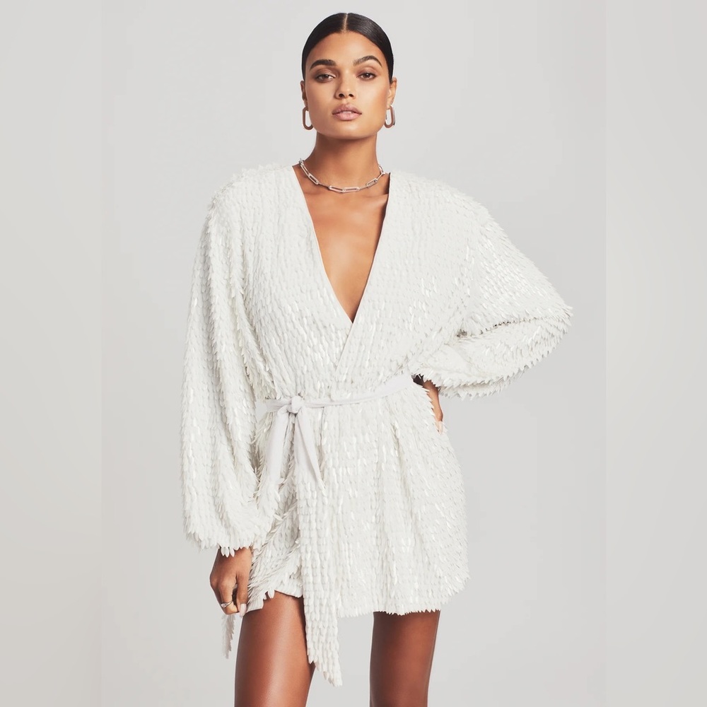 NWT RETROFETE GABRIELLE FEATHER ROBE DRESS IN WHITE SIZE XS